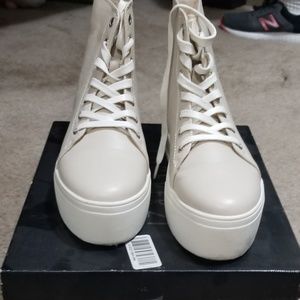 Forever 21 Hi-top Platform Sneakers size 8